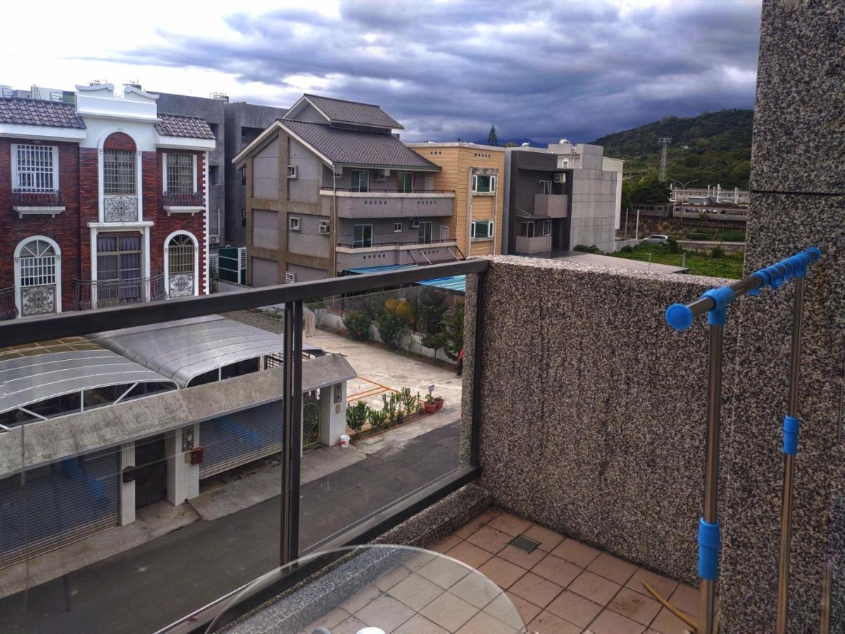 Railway Traveler B&B Taitung 외부 사진